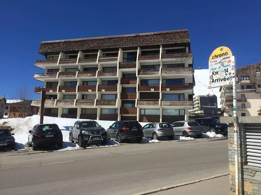 Appartement De Charme, Ski Aux Pieds, Pour 6 Personnes Huez 0*,  France