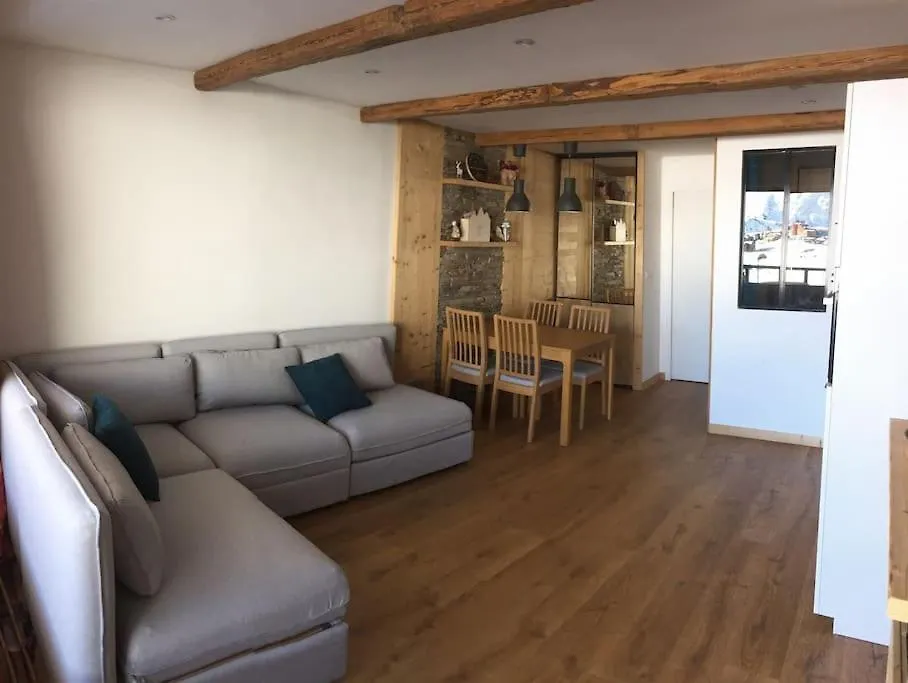 Appartement De Charme, Ski Aux Pieds, Pour 6 Personnes Huez