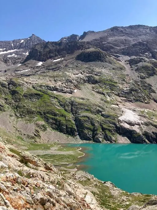 Appartement De Charme, Ski Aux Pieds, Pour 6 Personnes Huez 0*,