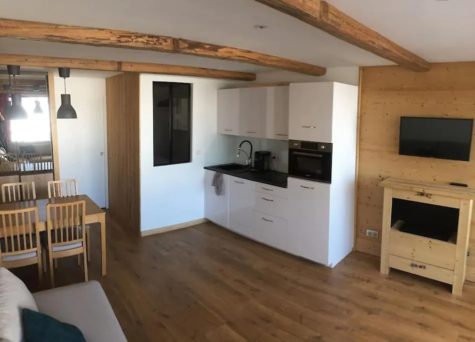 Appartement De Charme, Ski Aux Pieds, Pour 6 Personnes Huez